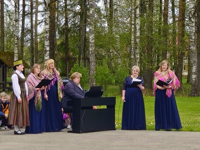 Sieviešu ansamblis Vidagā